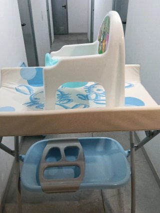 Bañera cambiador para bebé azul
