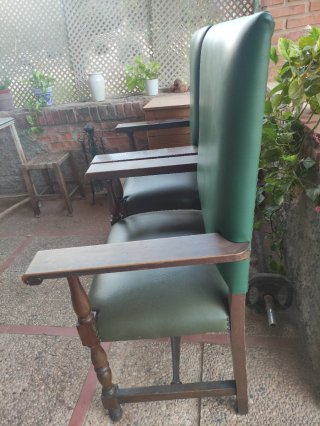 2 Sillas Vintage Madera y Cuero