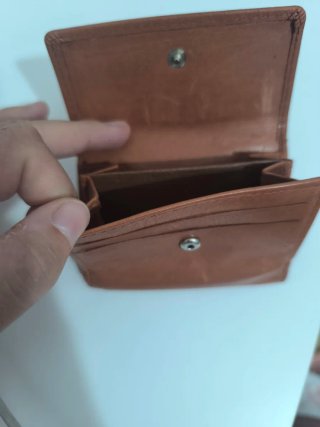 Cartera monedero de piel marrón