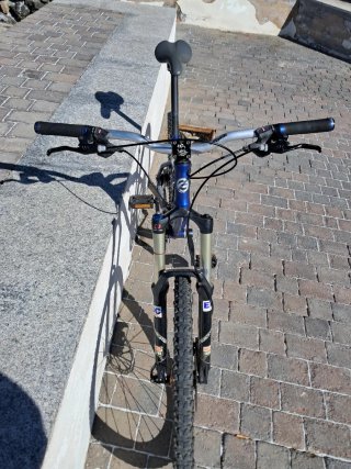 Bicicleta de Montaña Azul