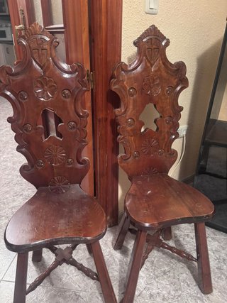Sillas de madera coleccionables
