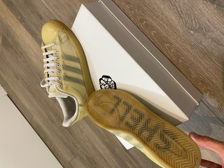 Zapatilla Adidas Superstar Talla 43 Beige/Gris