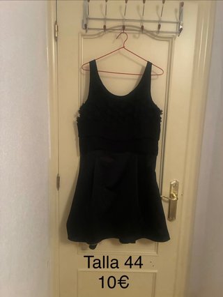 Vestidos, faldas y chaquetas