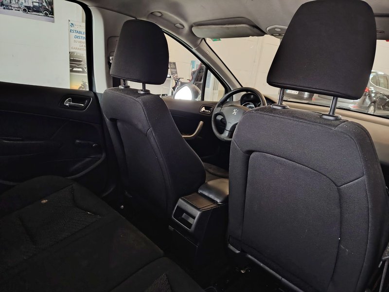 Peugeot 308 1.6 HDI Envy 2011, foto 8