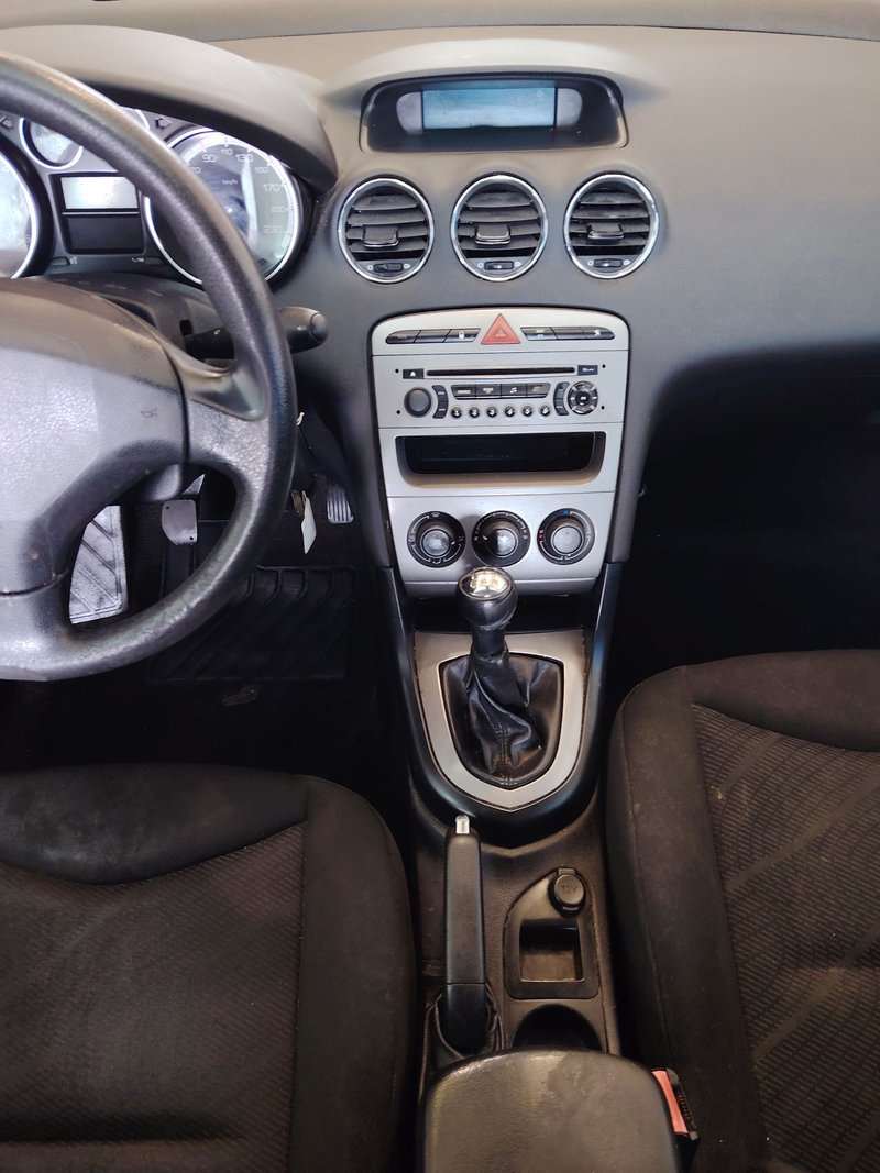 Peugeot 308 1.6 HDI Envy 2011, foto 11