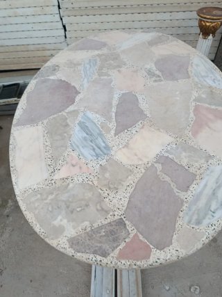 Mesa rústica piedra y metal