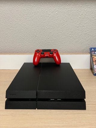 PS4 1TB Negra + Mando Rojo + GTA V y Destiny