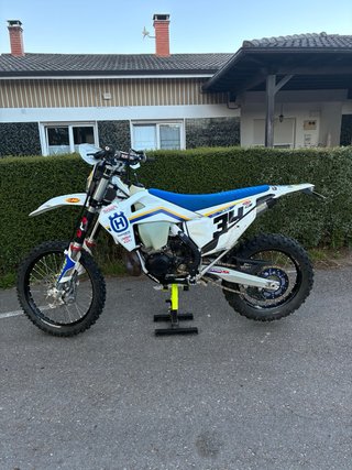 Husqvarna TE 300 Heritage Enduro Moto