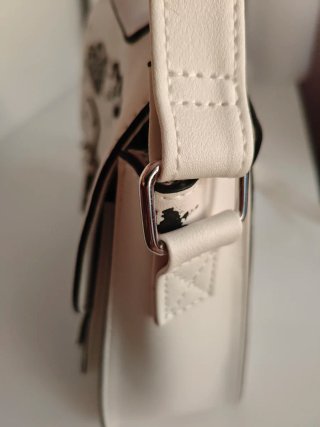 Bolso blanco tipo cartera