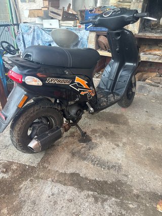 Piaggio Typhoon 74Cc Scooter Negra sin papeles