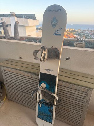 Tabla de Snowboard con Fijaciones