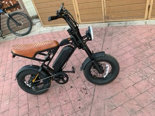 Bicicleta Eléctrica Estilo Fat Bike