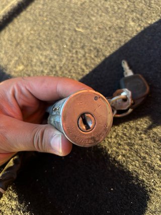 Clausor Peugeot 306 con llaves