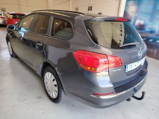 Opel Astra 2013