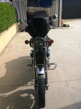 Moto Custom Negra