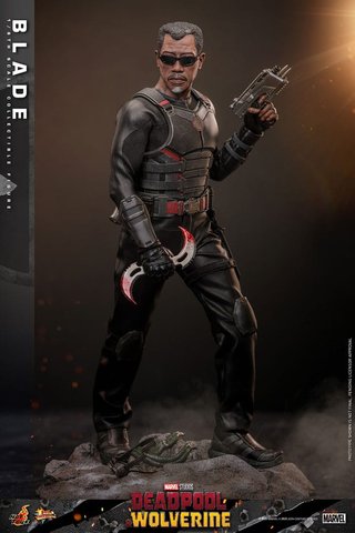 Figura Coleccionable Blade Hot Toys 1/6