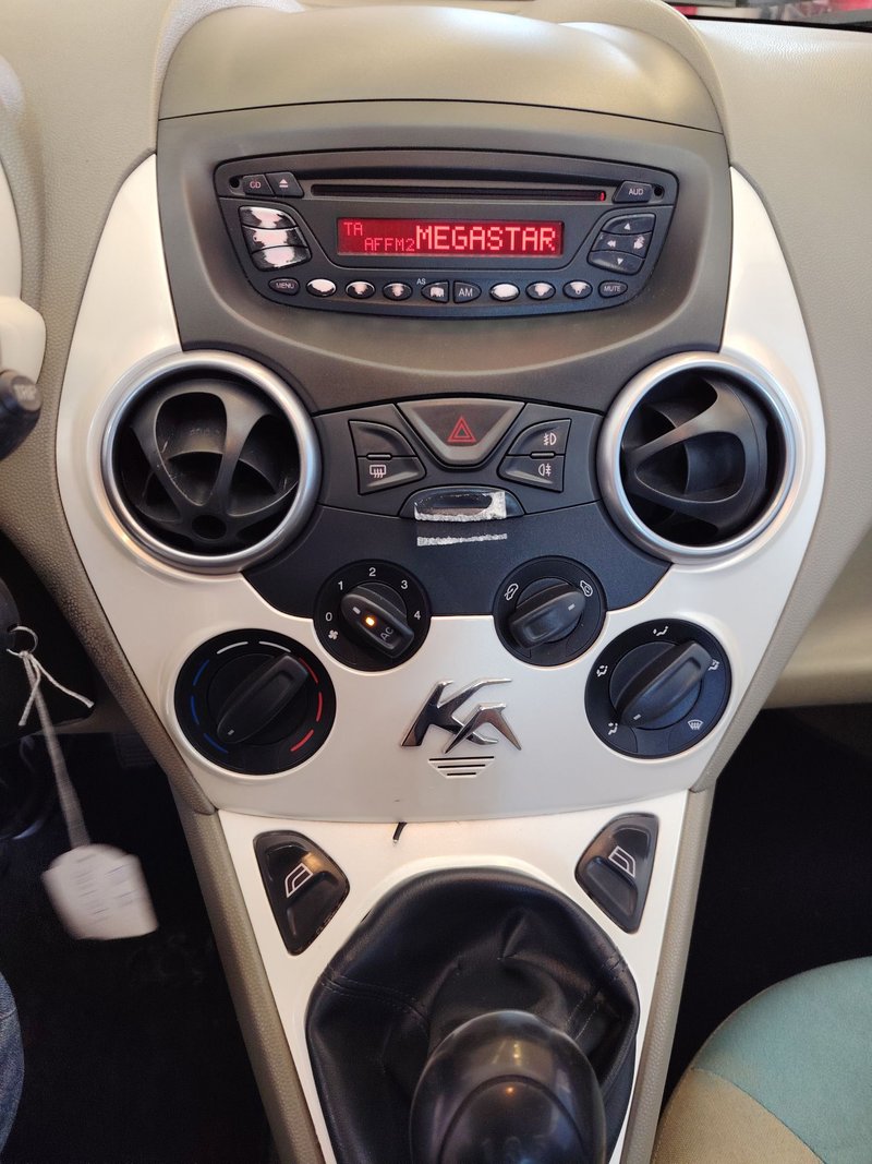 Ford Ka 1.20 Titanium 2010, foto 11