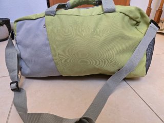 Saco de desporto Benzi verde e cinza