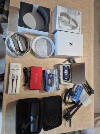 Shure SM7B  Cloudlifter CL-1  Sennheiser podcast