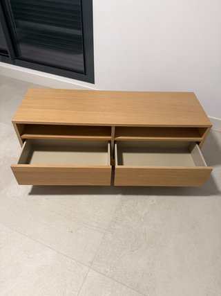 Mueble TV 120cm con cajones push y ruedas
