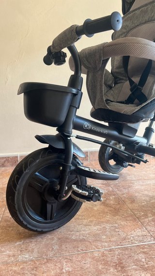 Triciclo Kinderkraft Gris