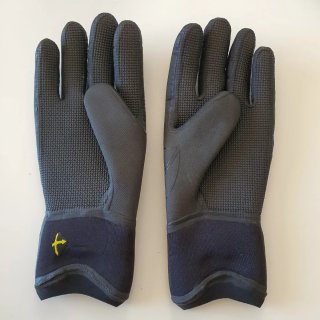Taula de surf Bic 7'3+guants + escarpins + gorro