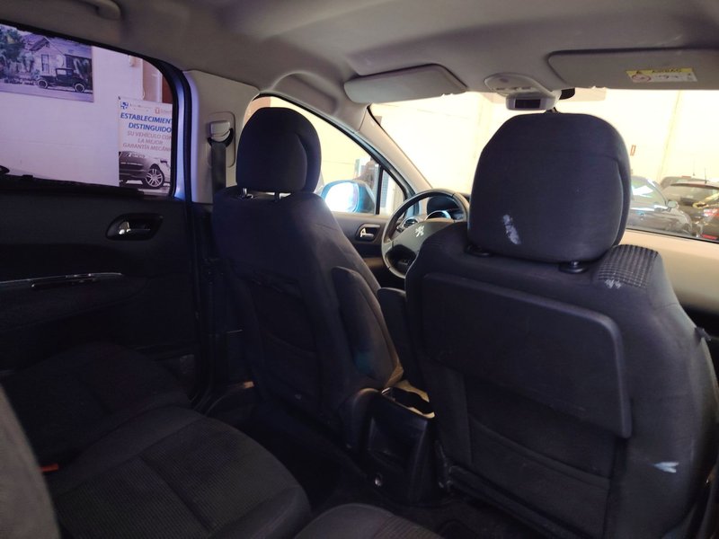 Peugeot 5008 1.6 HDI Allure 2014, foto 10