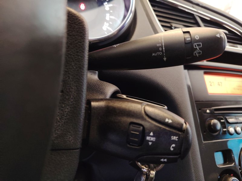 Peugeot 5008 1.6 HDI Allure 2014, foto 11