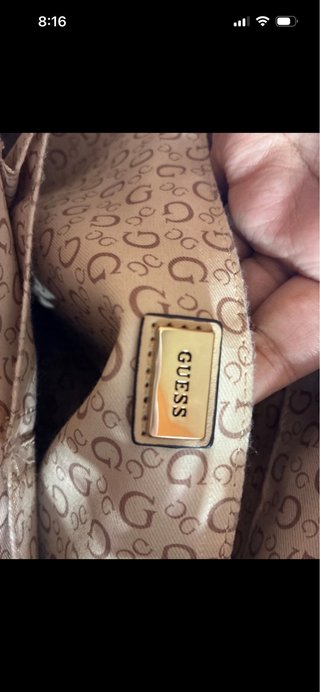 Bolso Guess Beige y Dorado