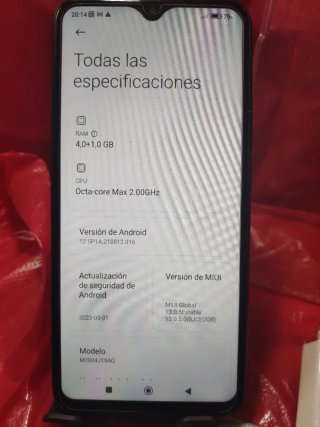 Xiaomi Redmi 9 con cargador