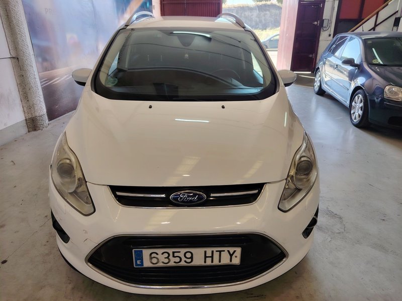 Ford Grand C-Max 1.0 Ecoboost Auto S/S Trend 2013, foto 2