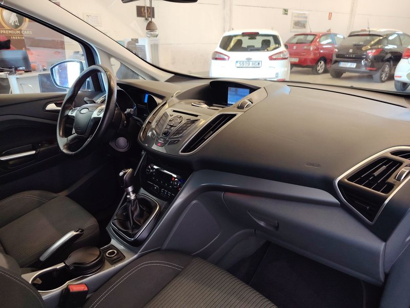 Ford Grand C-Max 1.0 Ecoboost Auto S/S Trend 2013, foto 9