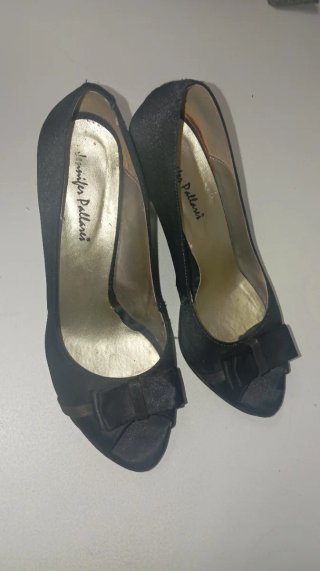 Zapatos de fiesta Jennifer Pallares negros