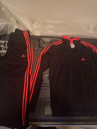 Chándal Adidas Negro/Rojo Talla M (164cm) M NIÑO