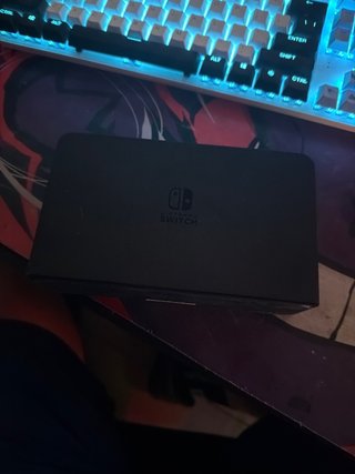 Nintendo Switch Oled Blanca y Amarilla