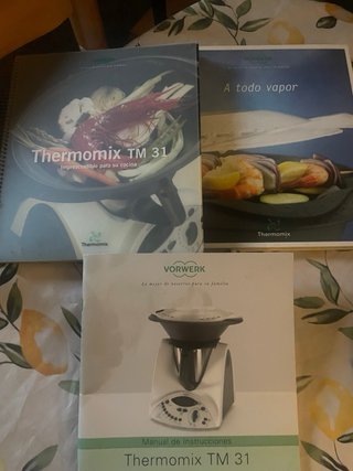 Thermomix TM31 con accesorios