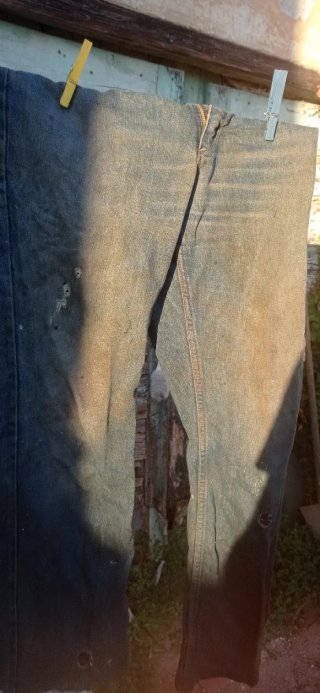 Pantaloni jeans  vintage  e polo rete