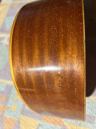 Guitarra española con funda