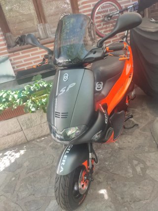 Gilera Runner 50 SP Scooter Gris/Naranja