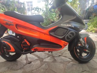 Gilera Runner 50 SP Scooter Gris/Naranja