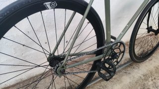 Bicicleta Fixie lista para circular