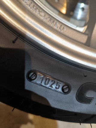 Rueda Suzuki Burgman 125/200