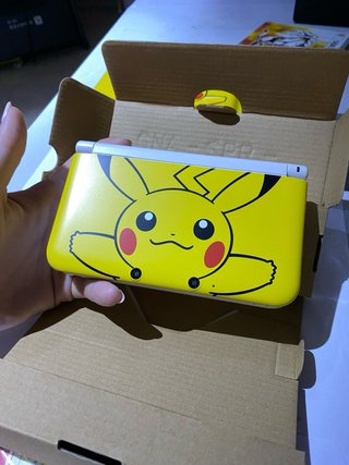 Nintendo 3DS XL Pikachu Edición Limitada