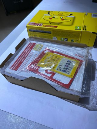 Nintendo 3DS XL Pikachu Edición Limitada