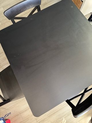 Conjunto mesa alta y 4 sillas negras