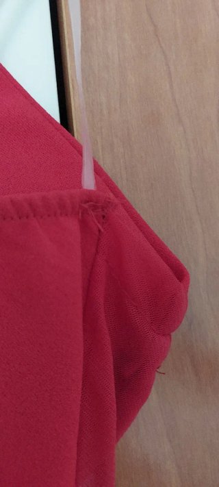 Vestido Rojo con transparencias