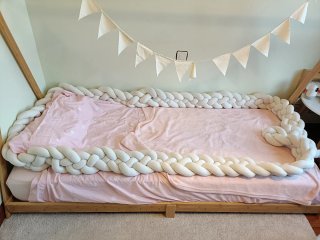Protector trenzado cama infantil  Blanco