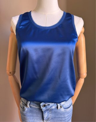 Top sin mangas Sisley