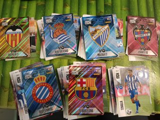 Lote 200 Cartas Megacracks Base y Escudos