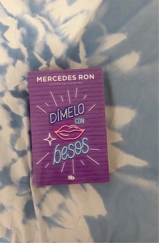 Dimelo con besos